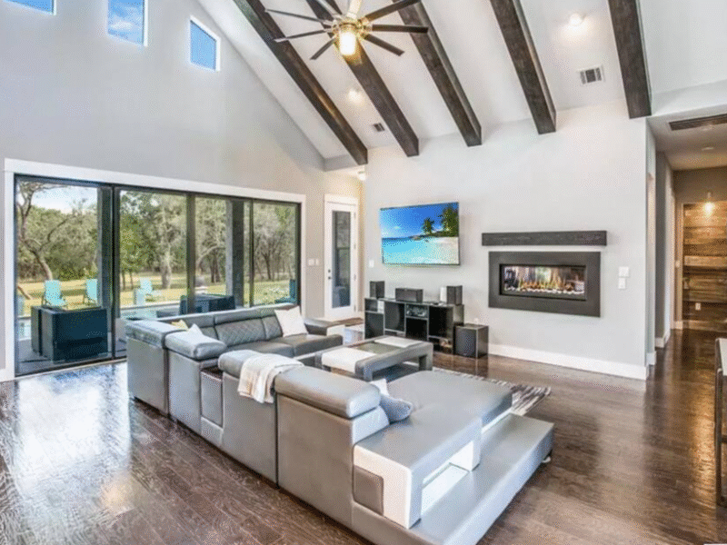 26 Bed Military Vacation Rental