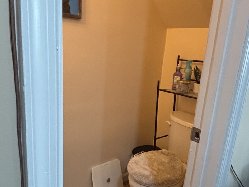 For Rent - 2B 1.5Bath Single-family home near Old Town Alexandria, VA