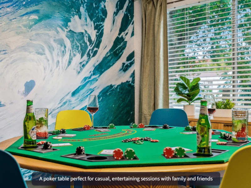 3BR Tropical Getaway | Heated Pool + Arcade + Near Beach
