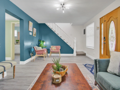 10 Beds! Large Home | Perfect for Military Groups & Families | PETS OK