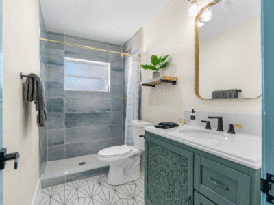 7 Beds | Walk to Beach | Great for Families & Military | PETS OK