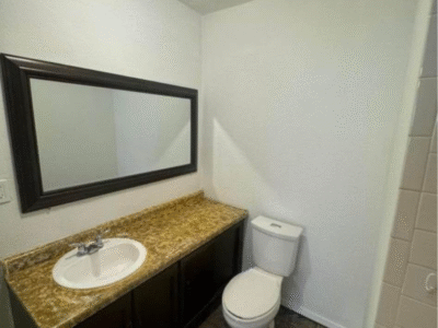 Centrally located house 10 min from Fort Bliss!