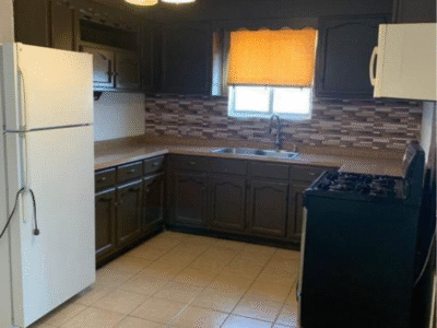 Centrally located house 10 min from Fort Bliss!