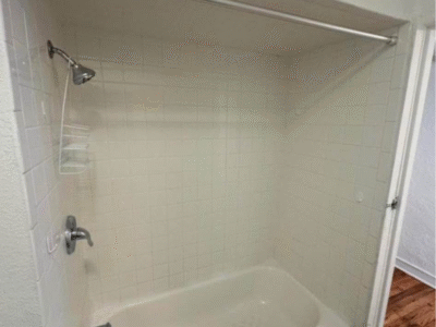 Centrally located house 10 min from Fort Bliss!
