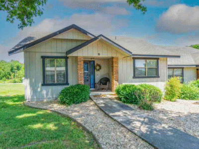 Golf Course Retreat | 2BR Bella Vista Cottage | Near Guard & VA