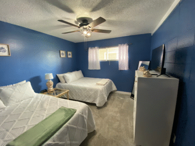 The Destin 2BR Foxhole – Full Kitchen, Lake Access, Central Location