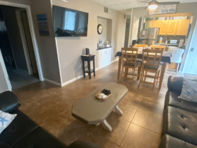 The Destin 2BR Foxhole – Full Kitchen, Lake Access, Central Location