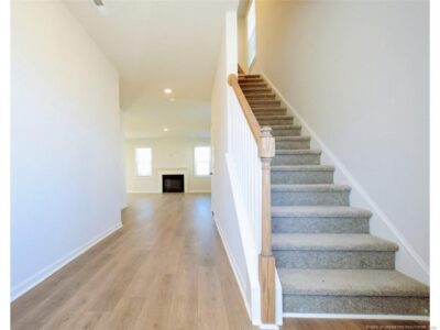 4 BR House in Gated Community - easy commute to Fort Bragg