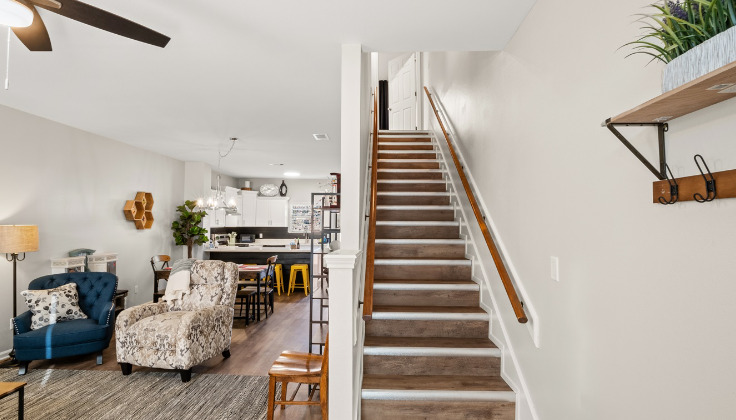 Foxhole | Sleeps 8 | Lake Charles Townhouse Near Casinos