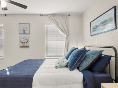 Foxhole | Sleeps 8 | Lake Charles Townhouse Near Casinos