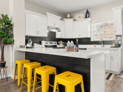 Foxhole | Sleeps 8 | Lake Charles Townhouse Near Casinos