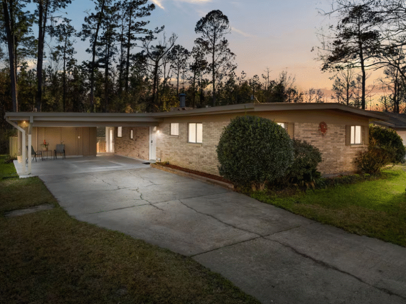 The Deridder Short-Term Foxhole Ideal for TDY or TLE